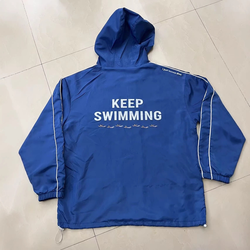 Veste coupe-vent à capuche ble - Windbreaker Anime Merchandise avis et prix